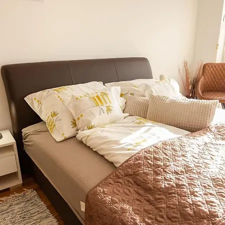 Sunny And Pet Friendly 1bedr Close To The Centre